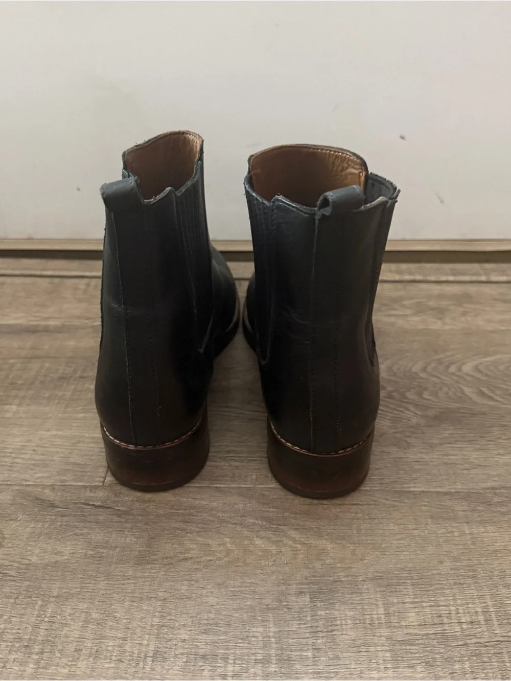 Thursday everyday Chelsea black boots women's size 9.5